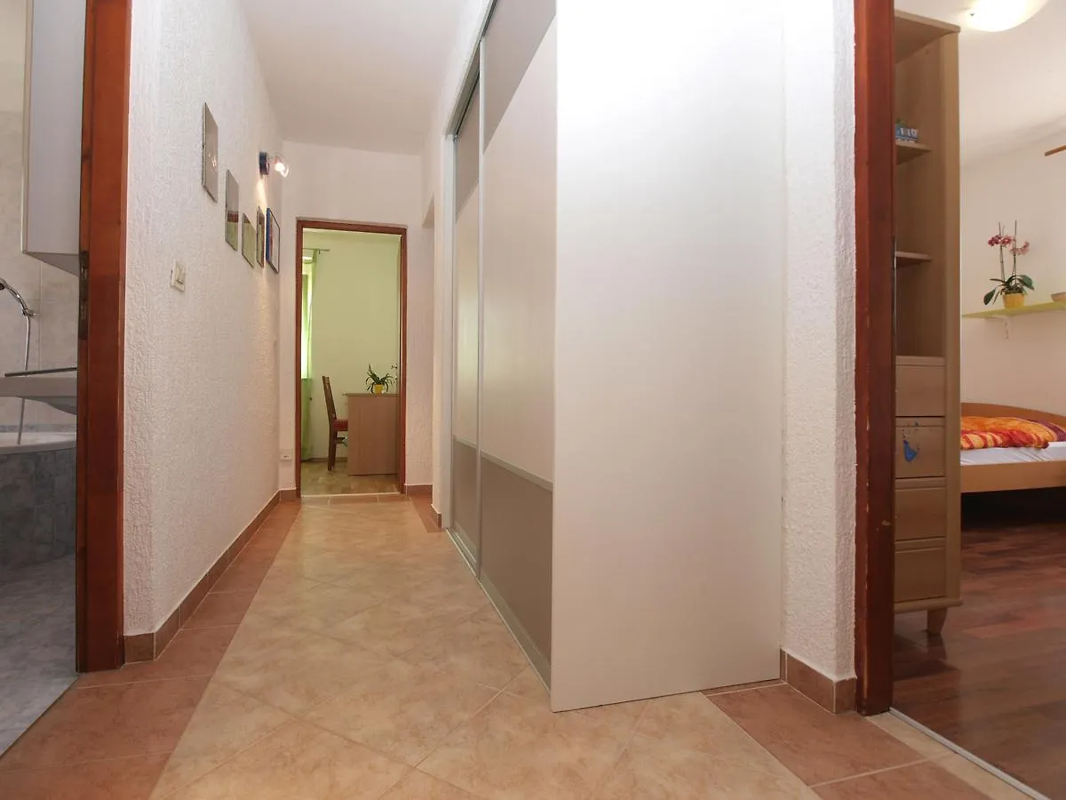 House Surida 1678 Villa Pula 0*,